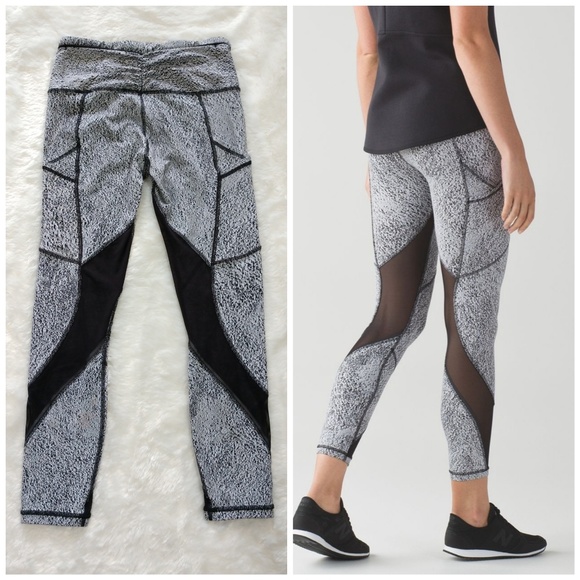 lululemon athletica Pants - Lululemon Outrun Tights